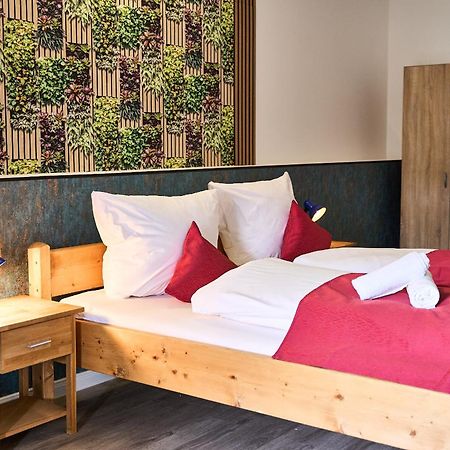 Hotel Maximo Pinneberg Bagian luar foto