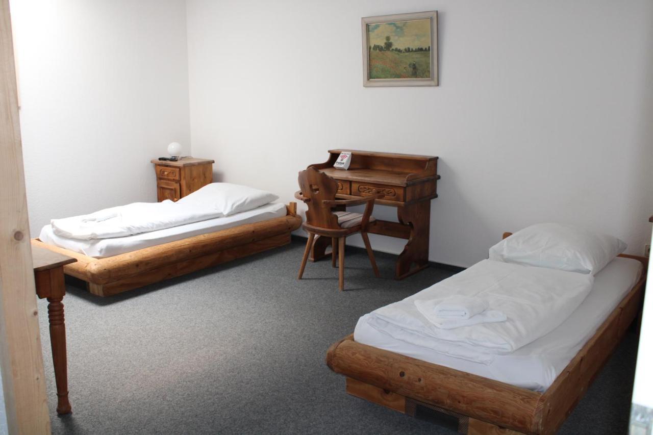 Hotel Maximo Pinneberg Bagian luar foto