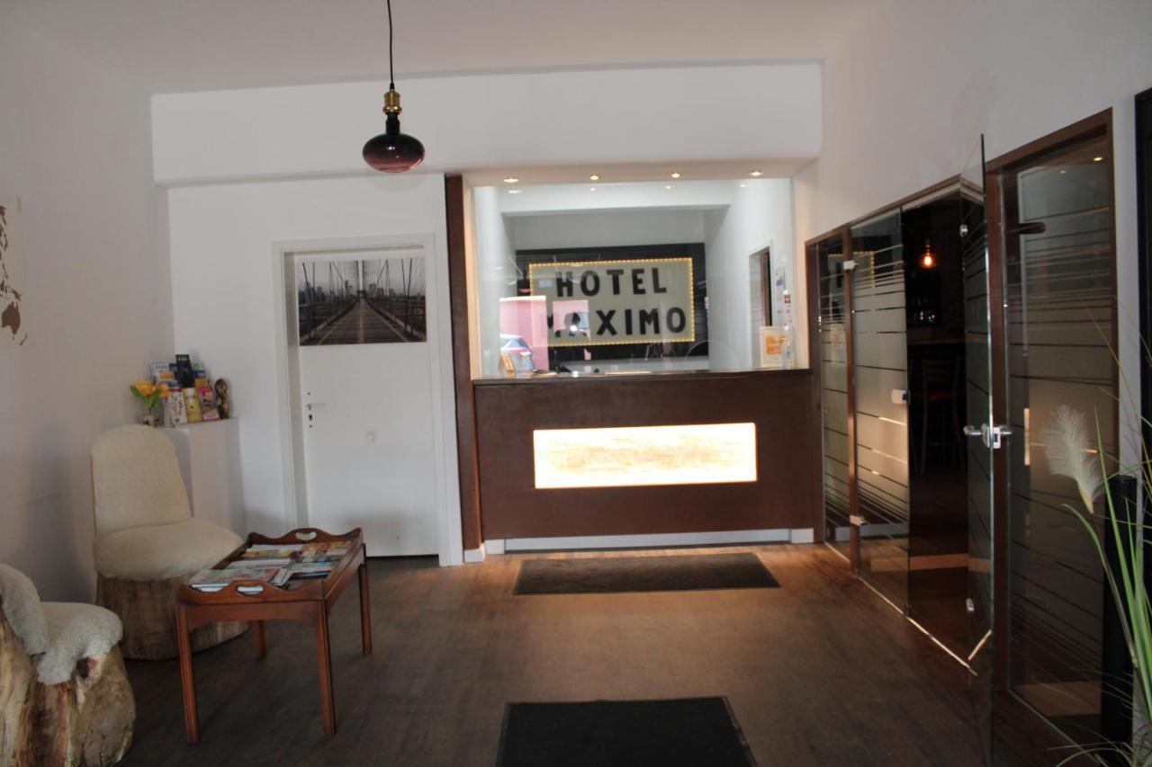 Hotel Maximo Pinneberg Bagian luar foto