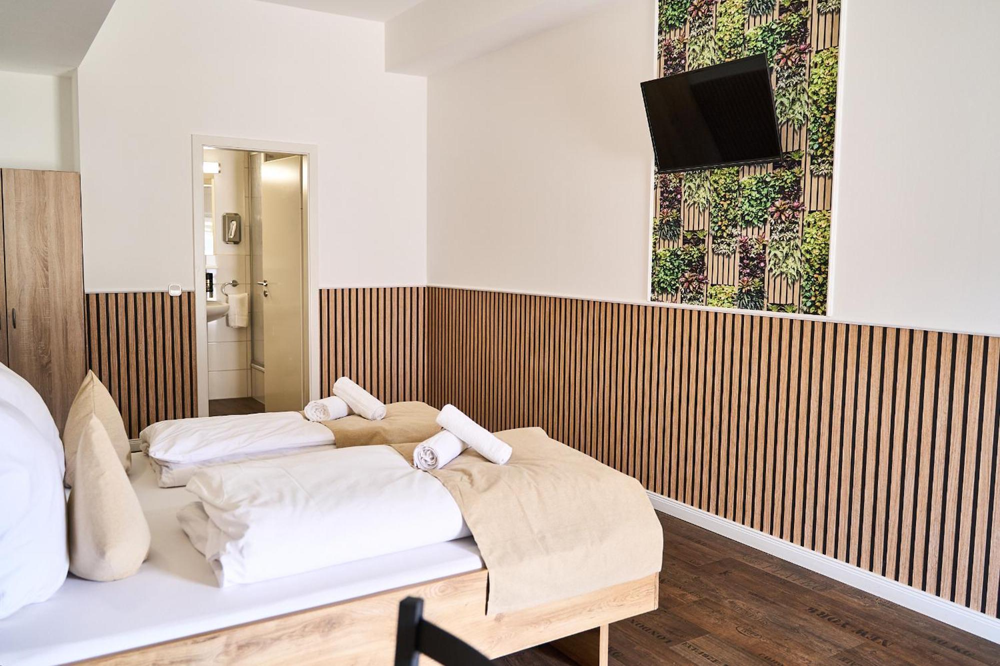 Hotel Maximo Pinneberg Bagian luar foto