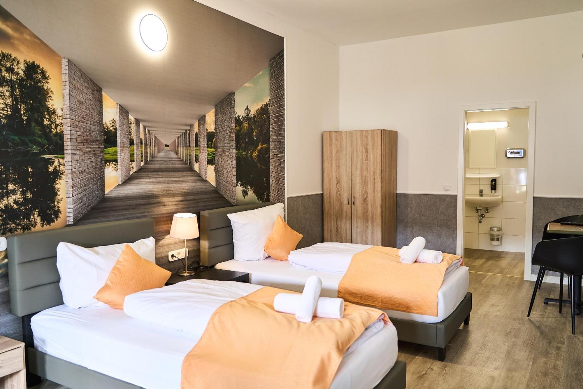 Hotel Maximo Pinneberg Bagian luar foto