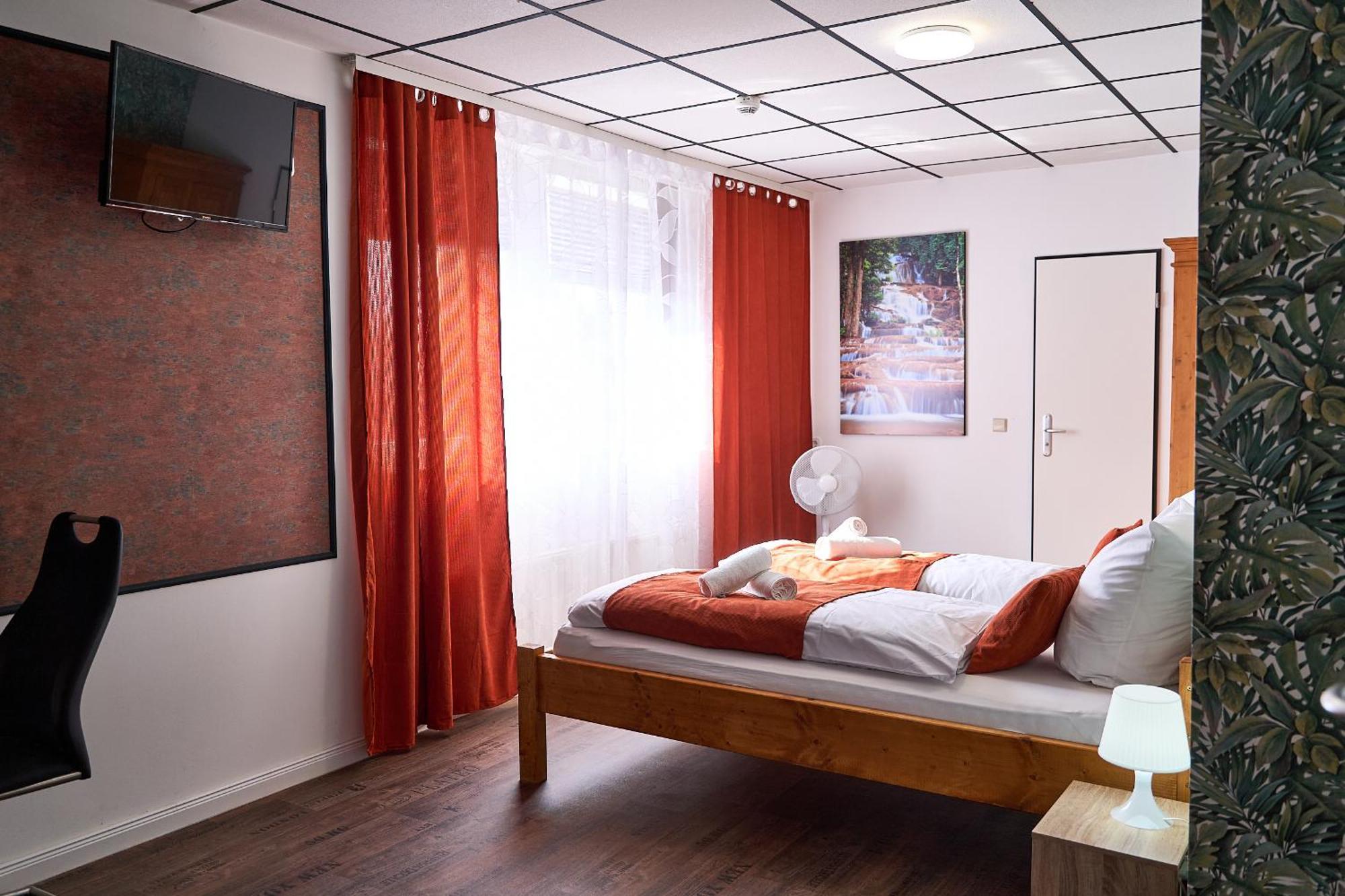 Hotel Maximo Pinneberg Bagian luar foto
